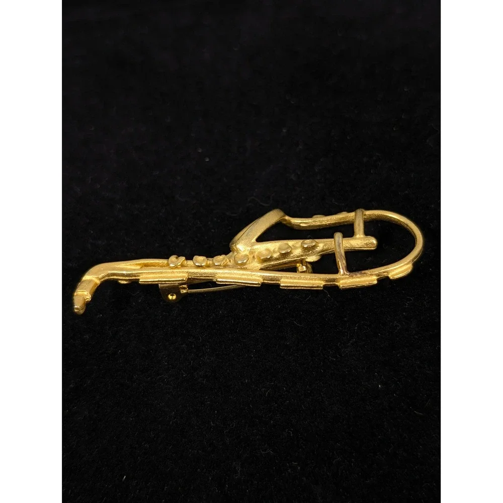 Vintage Saxophone Brooch Gold Tone Openwork Musician‎ Jazz Pin